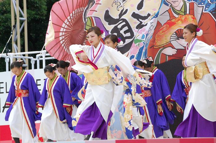 よさこい衣装・祭り衣装　　四天王寺大学YOSAKOIソーラン部仏喜踊様 