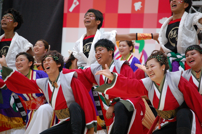 よさこい衣装・祭り衣装　　四天王寺大学YOSAKOIソーラン部仏喜踊様 