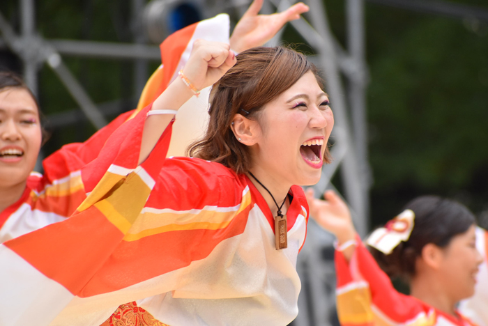 よさこい衣装・祭り衣装　　四天王寺大学YOSAKOIソーラン部仏喜踊様 