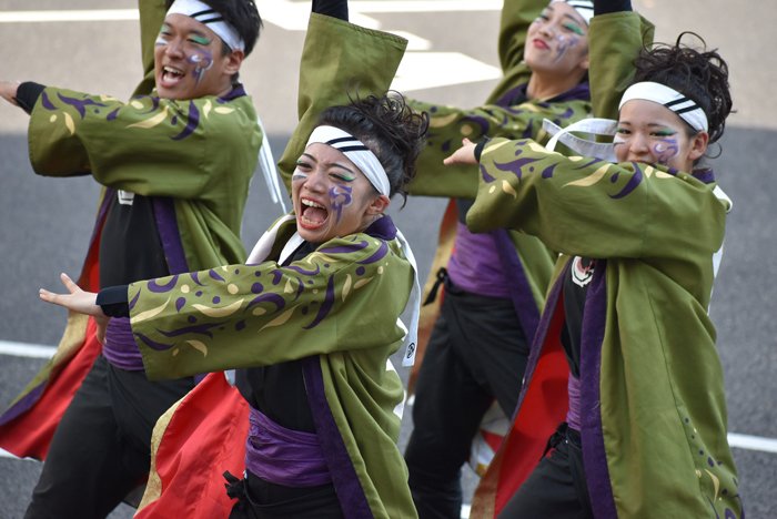 よさこい衣装・祭り衣装　　岡山うらじゃ連 蓮雫様 