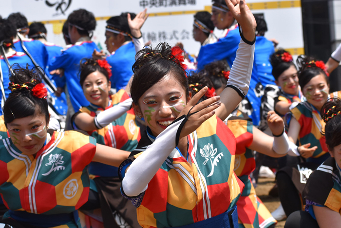 よさこい衣装・祭り衣装　　岡山うらじゃ連 蓮雫様 