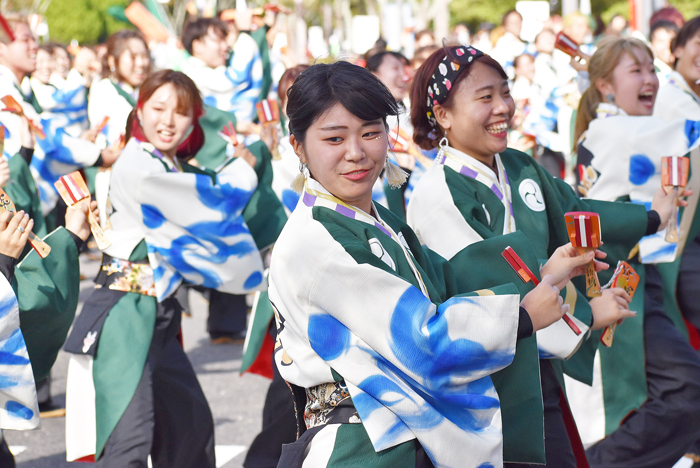 よさこい衣装・祭り衣装　　北九州市立大学よさこいサークル灯炎様 