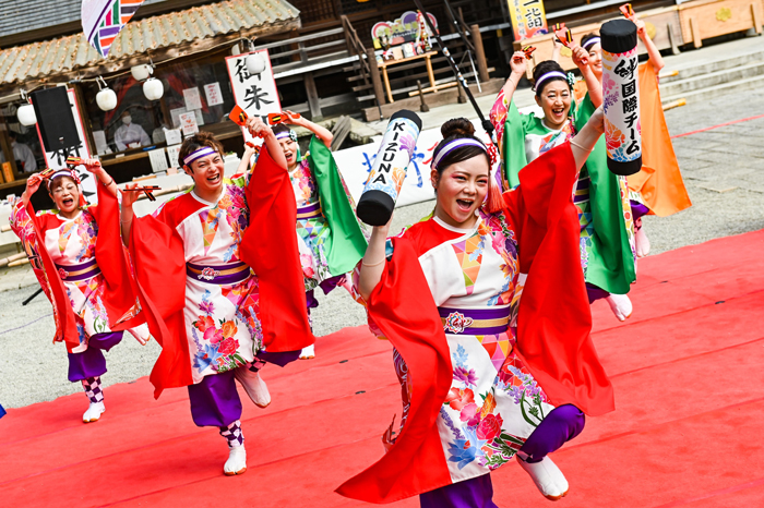 よさこい衣装・祭り衣装　　高知　県　高知県よさこいアンバサダー絆国際チーム　 様 