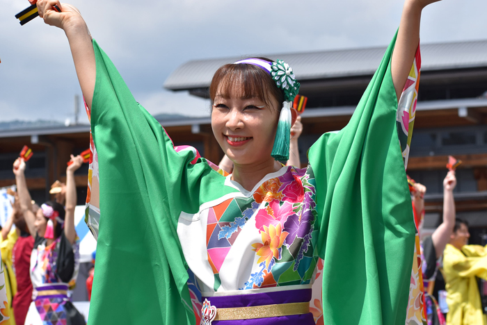 よさこい衣装・祭り衣装　　高知県よさこいアンバサダー絆国際チーム様 