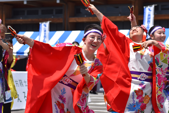 よさこい衣装・祭り衣装　　高知県よさこいアンバサダー絆国際チーム様 