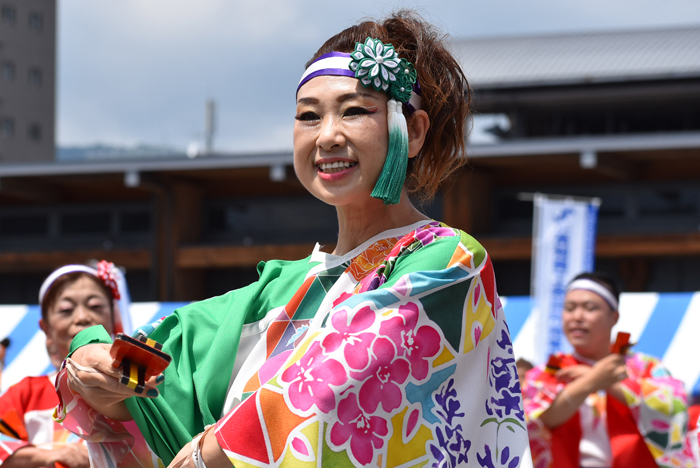 よさこい衣装・祭り衣装　　高知県よさこいアンバサダー絆国際チーム様 