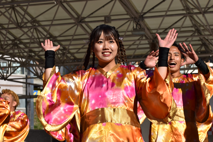 よさこい衣装・祭り衣装　　長崎県立大学リズム戦隊メロディアス様 