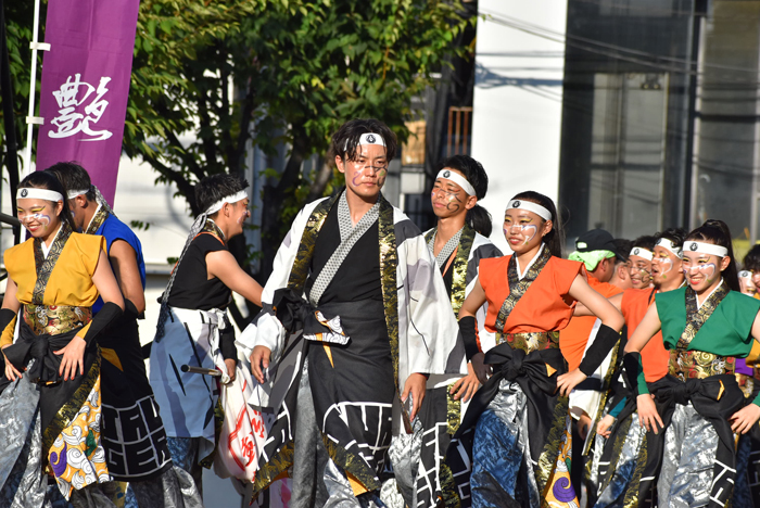 よさこい衣装・祭り衣装　　岡山うらじゃ連蓮雫様 