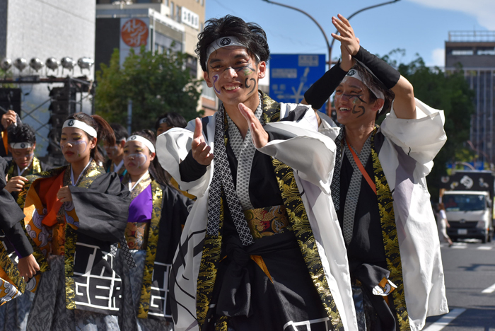 よさこい衣装・祭り衣装　　岡山うらじゃ連蓮雫様 