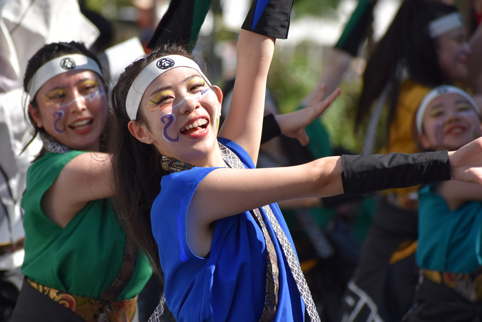 よさこい衣装・祭り衣装　　岡山うらじゃ連蓮雫様 