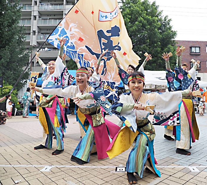 よさこい衣装・祭り衣装　　こぶち鯨様 