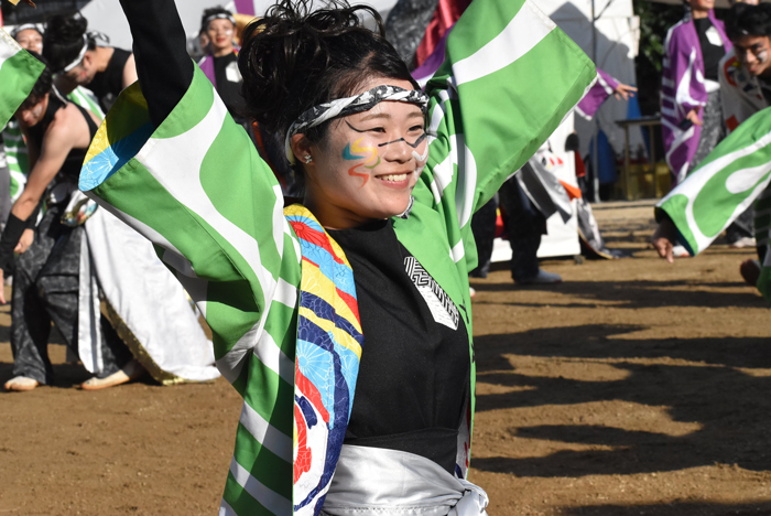 よさこい衣装・祭り衣装　　岡山うらじゃ連蓮雫様 