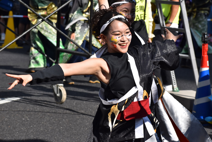 よさこい衣装・祭り衣装　　岡山うらじゃ連蓮雫様 
