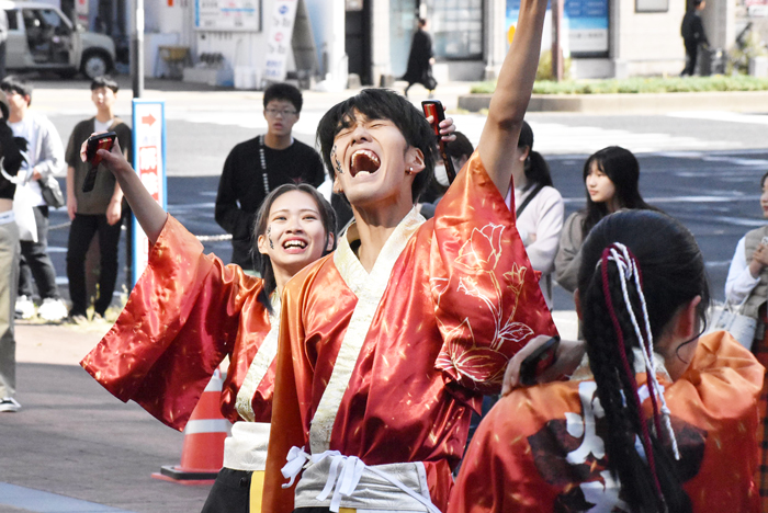 よさこい衣装・祭り衣装　　北九州市立大学よさこいサークル灯炎様 