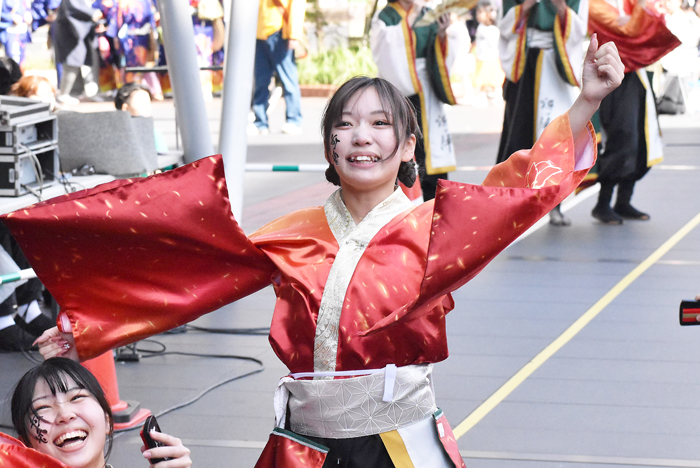 よさこい衣装・祭り衣装　　北九州市立大学よさこいサークル灯炎様 