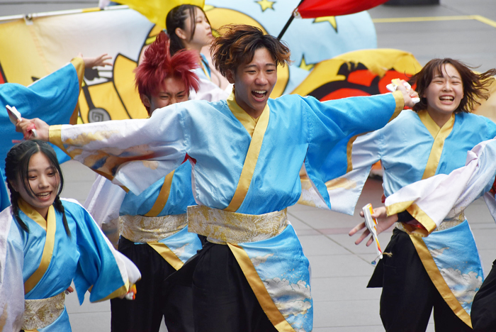 よさこい衣装・祭り衣装　　長崎県立大学リズム戦隊メロディアス様 