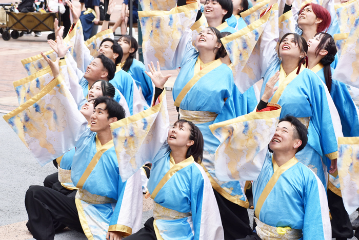 よさこい衣装・祭り衣装　　長崎県立大学リズム戦隊メロディアス様 